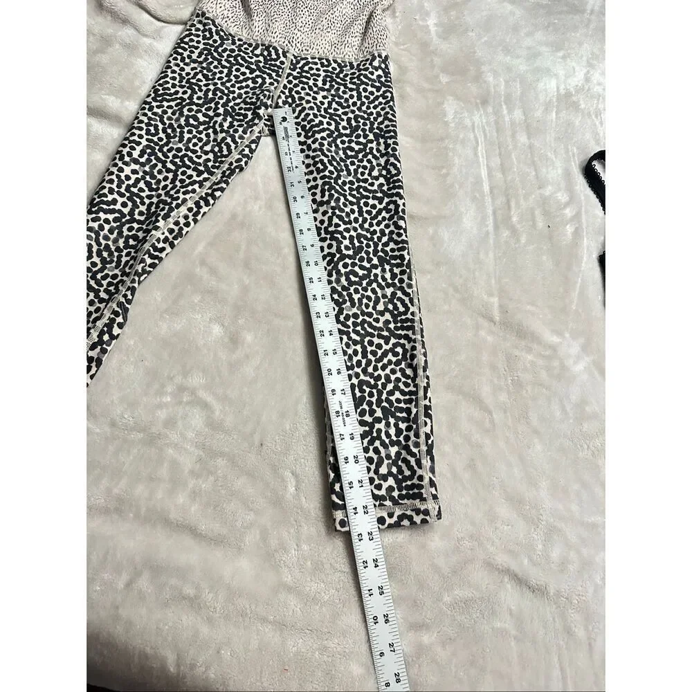 Lululemon Maternity Leggings Sz 4 White Blue Groove Flare Athletic Animal Print